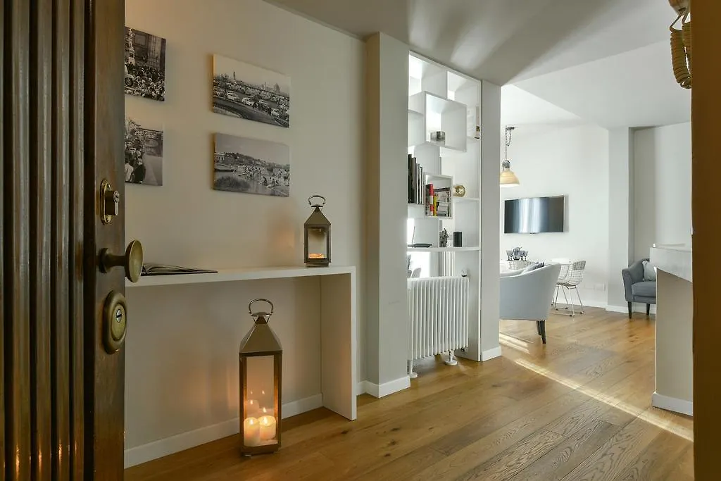 Apartments Florence - Ponte Vecchio Guelfo Italy